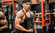 Stringers (Photo via Instagram/Alphalete)